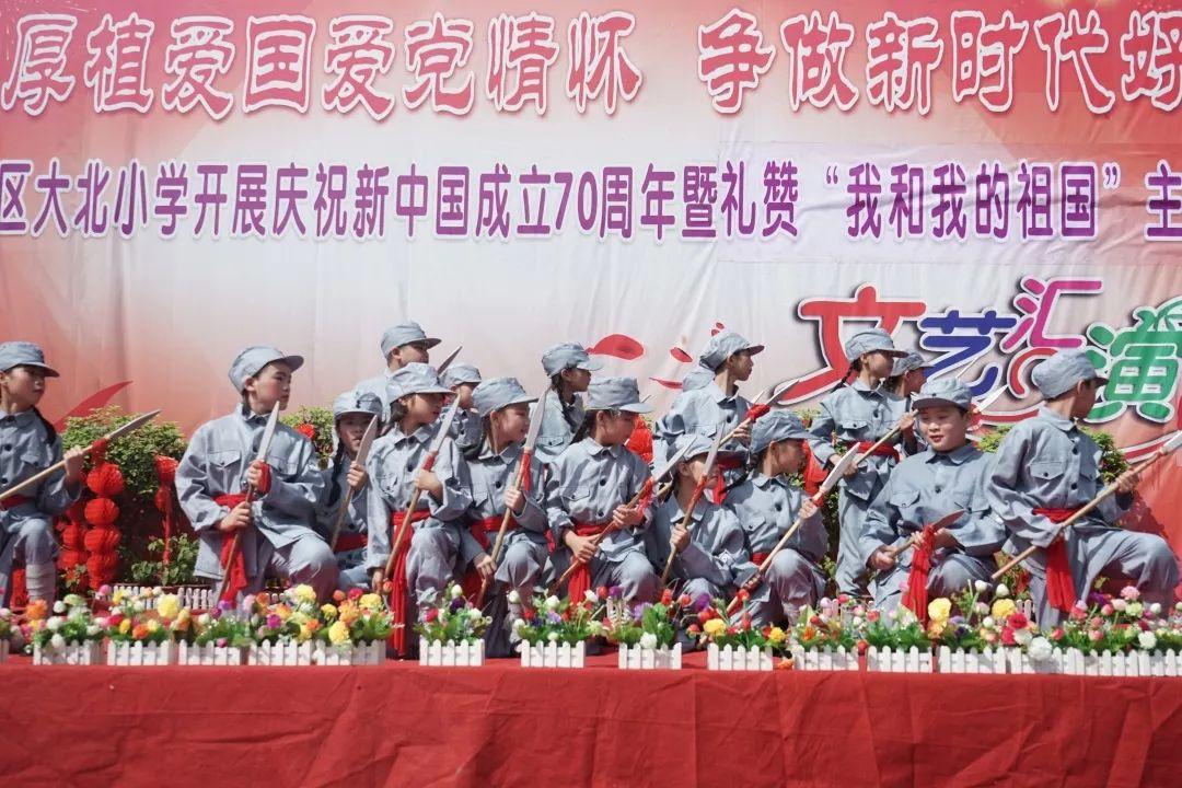 从舌尖暖到心尖!“家”的味道就在这顿团年饭里→